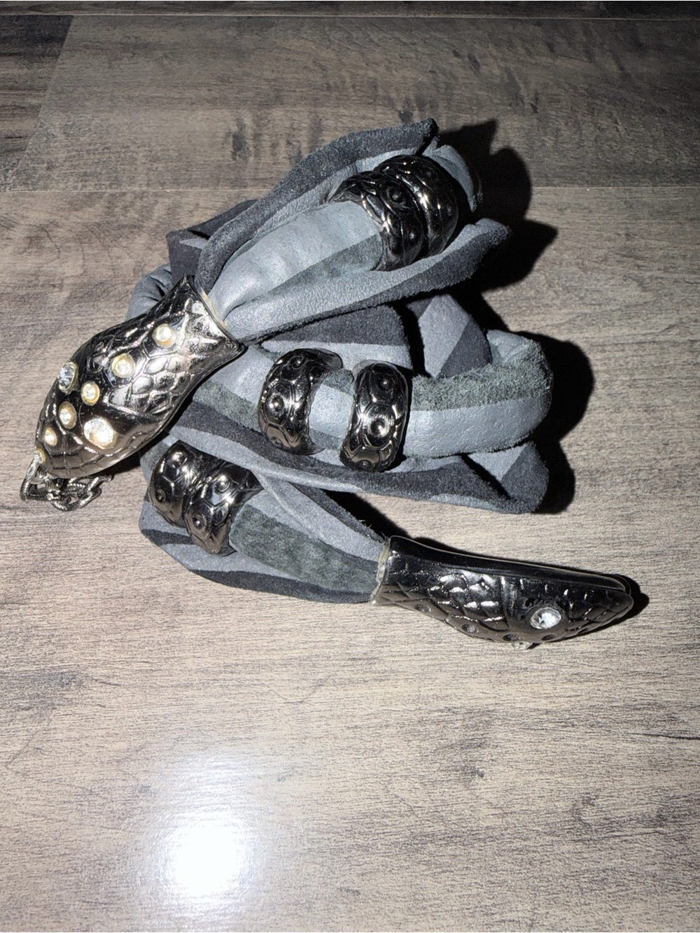 Snake head Gray Suede Wrap Belt with Gunmetal Accents